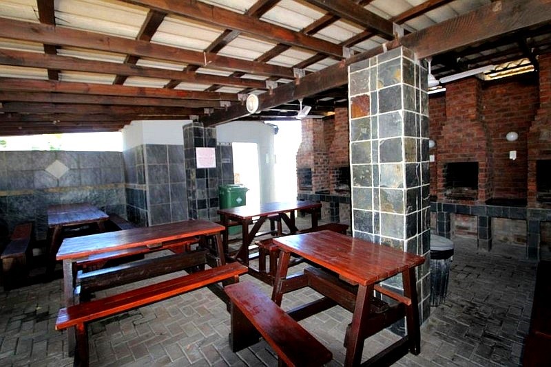 Santana 905 - Self Catering Holiday Accommodation in Margate - Sleeps 6
