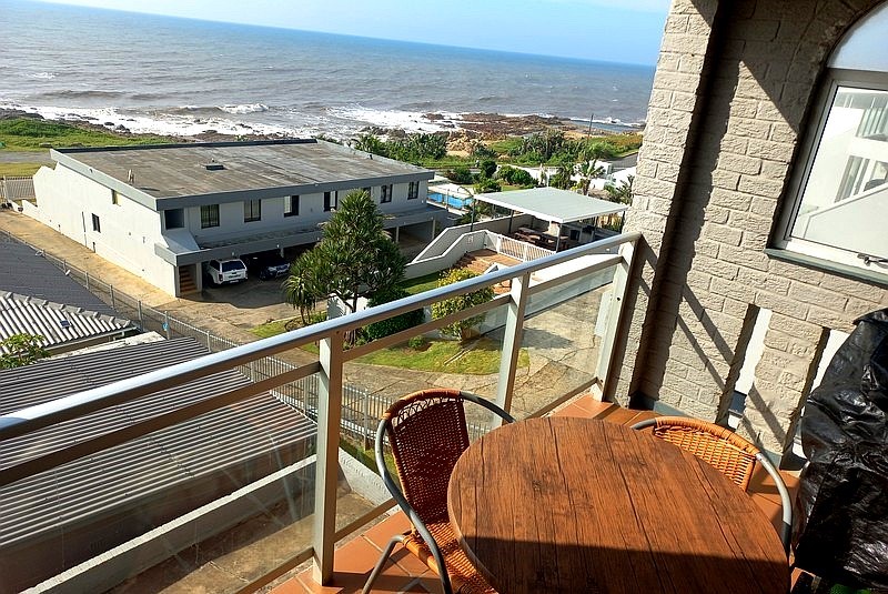 Sue Casa 10 - Manaba - Sleeps 6 - From R630.00 per day