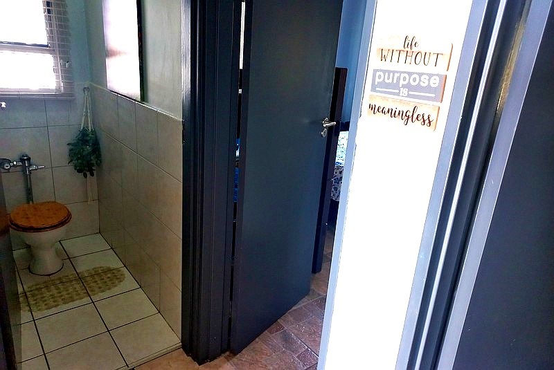 Sue Casa 10 - Manaba - Sleeps 6 - From R630.00 per day