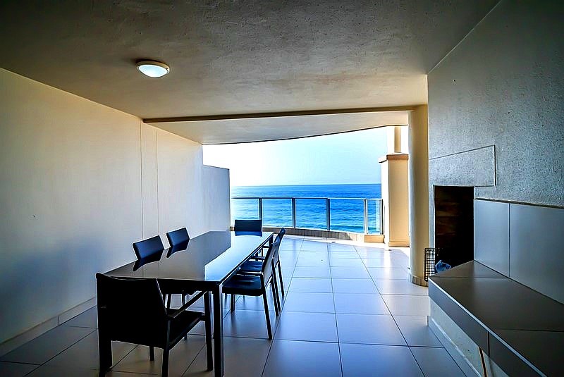 Santorini 304 A - Self Catering Holiday Accommodation Margate - Sleeps 6 - From R1200.00 Per Night/Per Unit