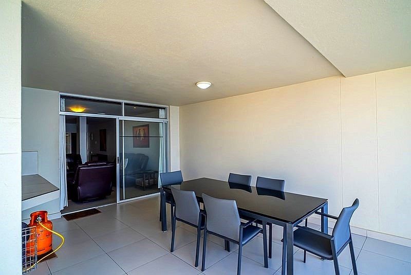 Santorini 304 A - Self Catering Holiday Accommodation Margate - Sleeps 6 - From R1200.00 Per Night/Per Unit